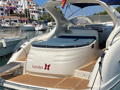 Yacht hire Mahon Port cheap Atlantis 425 SC