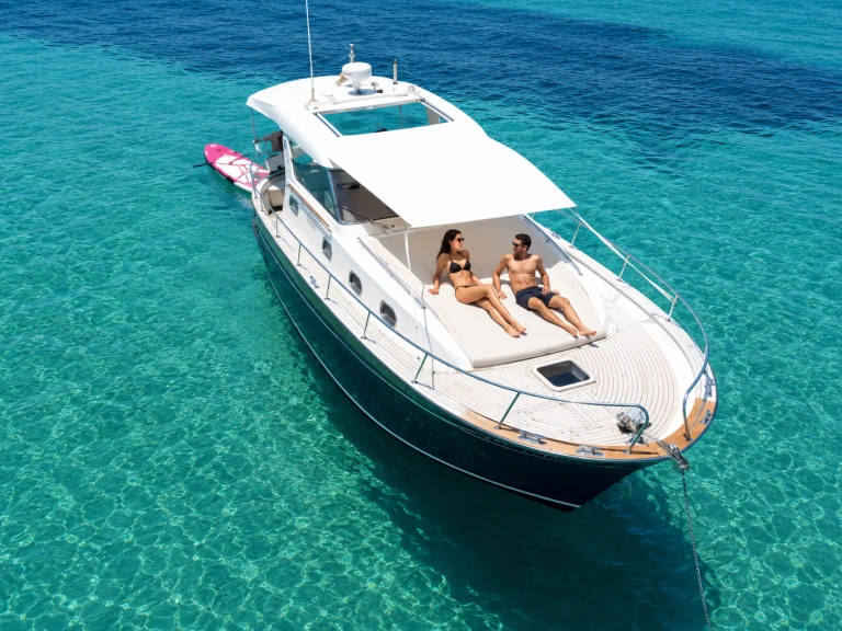 Hire a Apreamare 100 comfort Mahon Port