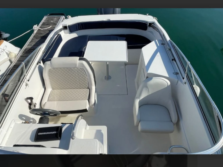 Motorboat to hire Pornichet at the best price