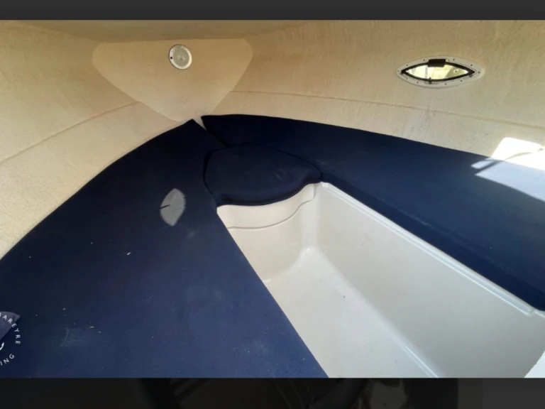 Hire a Pacific Craft Pacific Craft 690 DC Pornichet