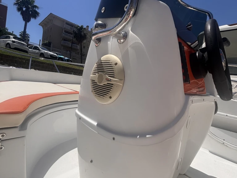Hire a Sans Permis Marino 500 Port Fréjus
