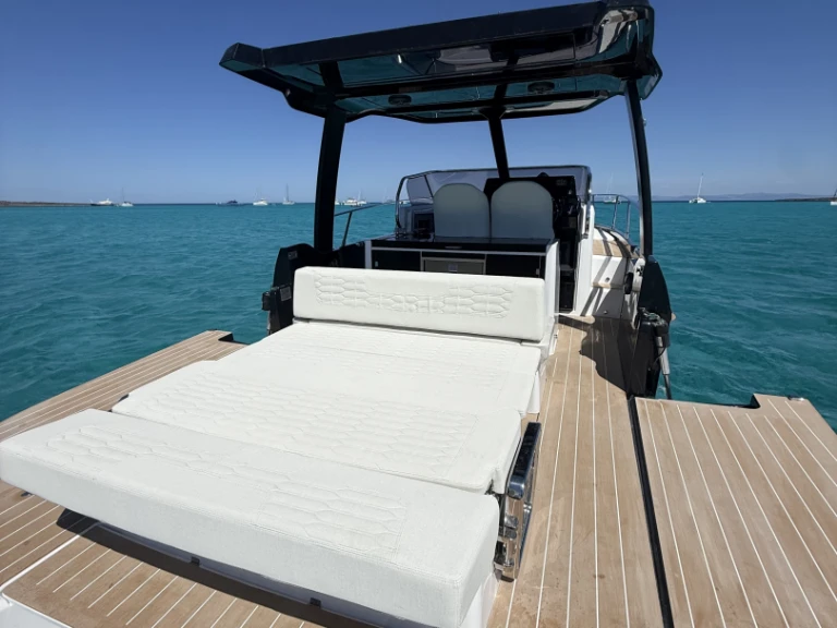 Motorboat hire in Porto Cervo - Idea Marine Idea 100