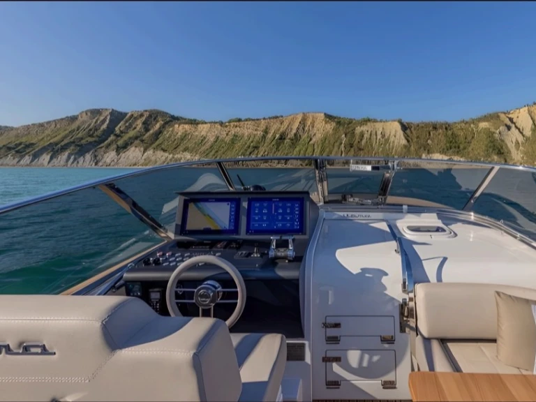 Yacht hire Castellammare di Stabia cheap Itama 45
