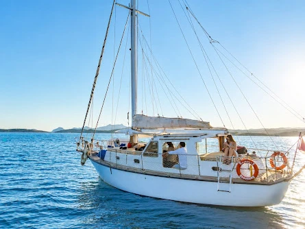 Yacht hire Bodrum cheap custom built sailing