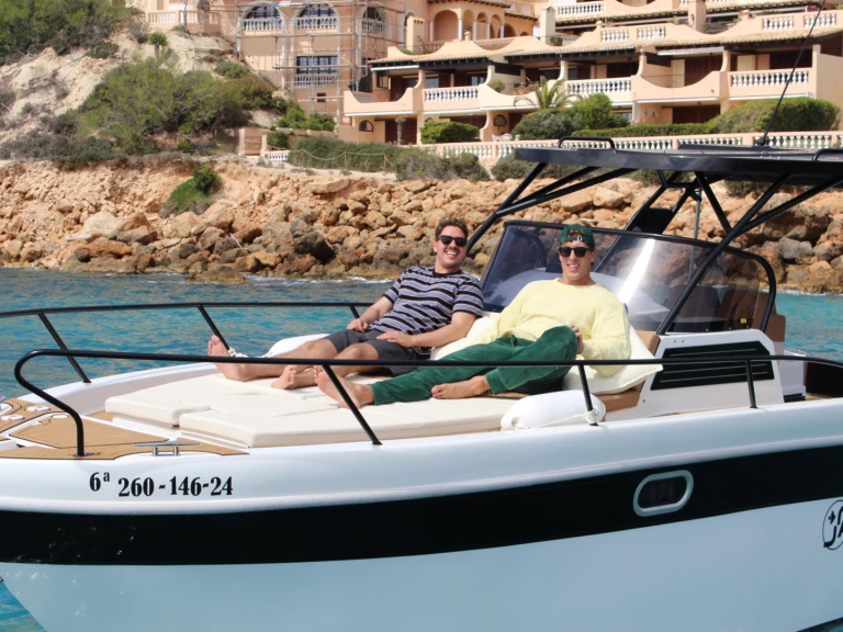 Hire Motorboat Saver with a boat licence