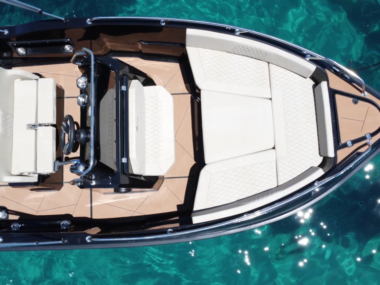 Charter a Nireus Nireus Ω53 Elegance  in Mykonos (City) on Samboat