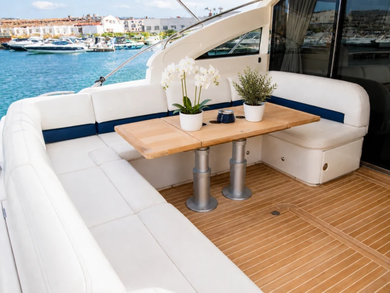 Motorboat hire in Castellammare di Stabia - Princess Princess 55