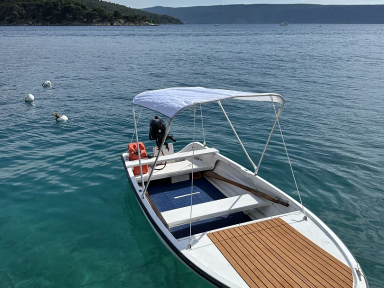 Yacht charter Cres - Elan Elan 401 on SamBoat