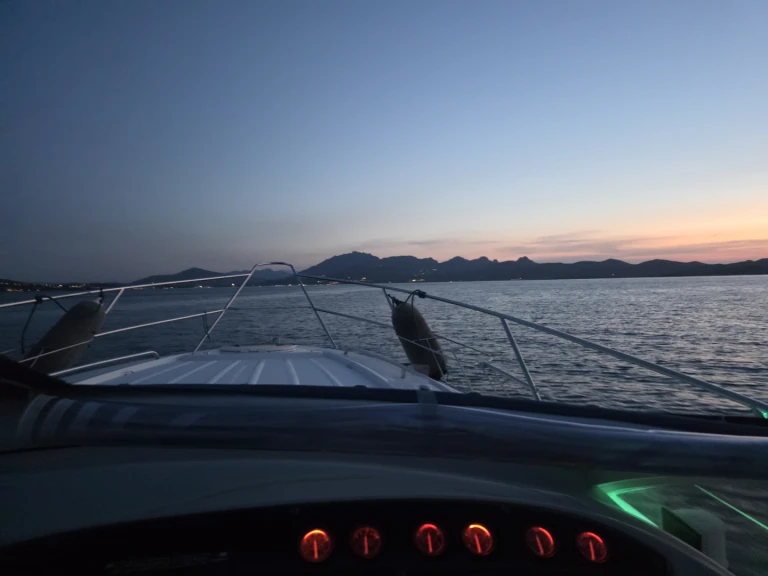 Motorboat hire in Porto Rotondo - Fairline Targa 34