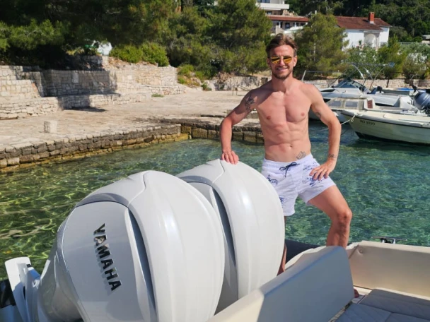 Hire RIB with or without skipper Nuova Jolly Marina Zenta
