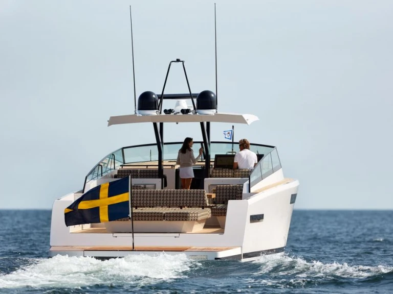 Yacht charter Juan-les-Pins - delta Delta 60 on SamBoat