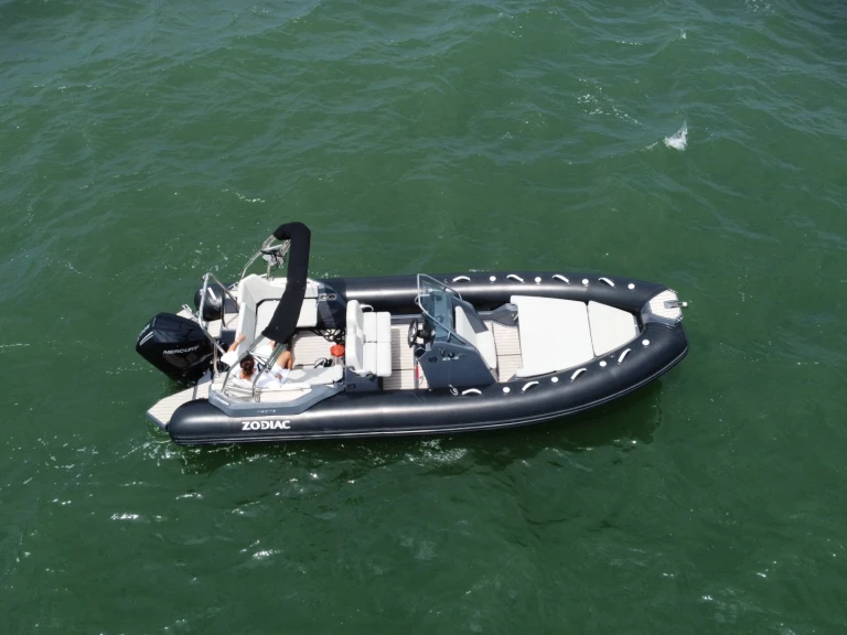 RIB hire in Arcachon - Zodiac Medline 6.8