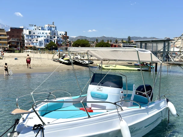 Yacht charter Taormina - blumax 19 pro Blumax 19 Pro on SamBoat