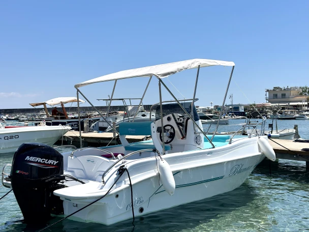 Hire a blumax 19 pro Blumax 19 Pro Taormina