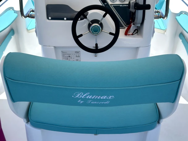 Motorboat hire in Taormina - blumax 19 pro Blumax 19 Pro