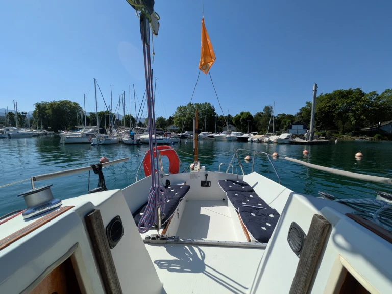 Sailboat hire in Sciez - Bénéteau First 26 QR
