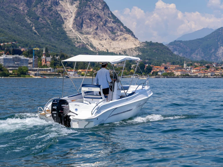 Motorboat hire in Feriolo - Barche Sicilia  Blumax 19 Pro