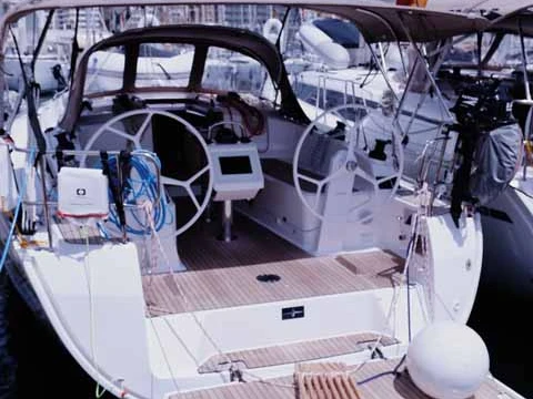 Yacht charter Gouvia - Bavaria Cruiser 37 on SamBoat