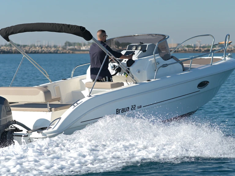 Yacht charter Pula -  Mingolla Brava 22WA on SamBoat