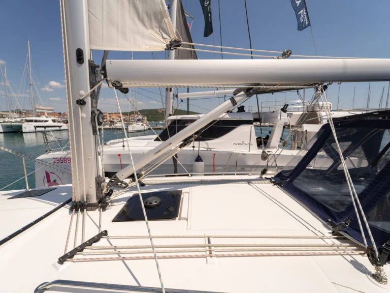 Yacht charter Pirovac - Bavaria Bavaria C38 on SamBoat