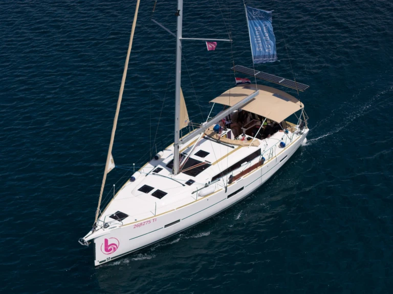 Sailboat hire in Pirovac - Dufour Dufour 460 Grand Large