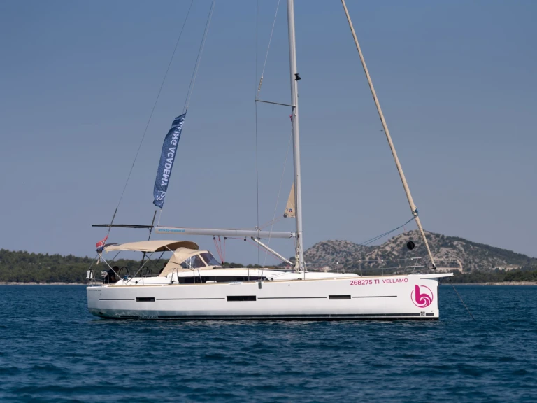 Hire Sailboat with or without skipper Dufour Pirovac