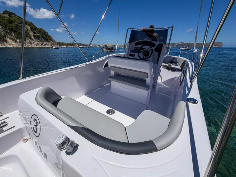 Motorboat to hire Spain at the best price