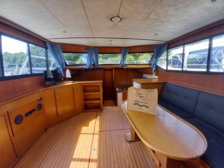 Hire Motorboat with or without skipper De Drait Drachten