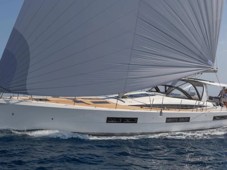 Charter a Jeanneau Jeanneau 60 in Ajaccio on Samboat