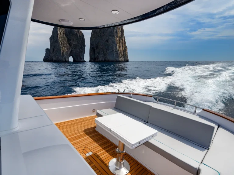 Yacht charter Antibes - Gozzo Gozzo35 on SamBoat