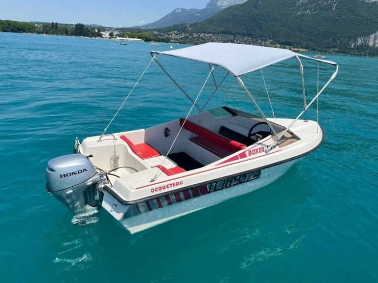 Yacht charter Annecy - BATEAU SANS PERMIS on SamBoat
