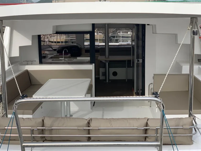 Catamaran to hire Ajaccio at the best price