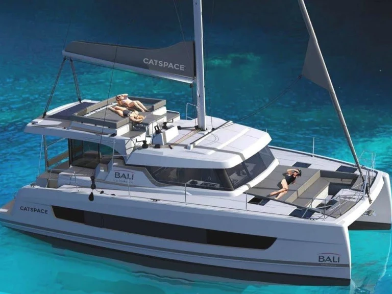Yacht hire Ribishi cheap Bali Catspace Voile