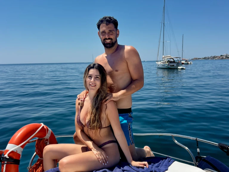 Motorboat to hire Santa Marinella at the best price