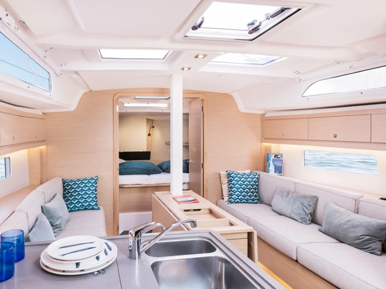 Dufour Dufour 37 charter bareboat or skippered in  Ribishi