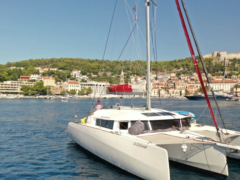 Catamaran to hire Propriano at the best price