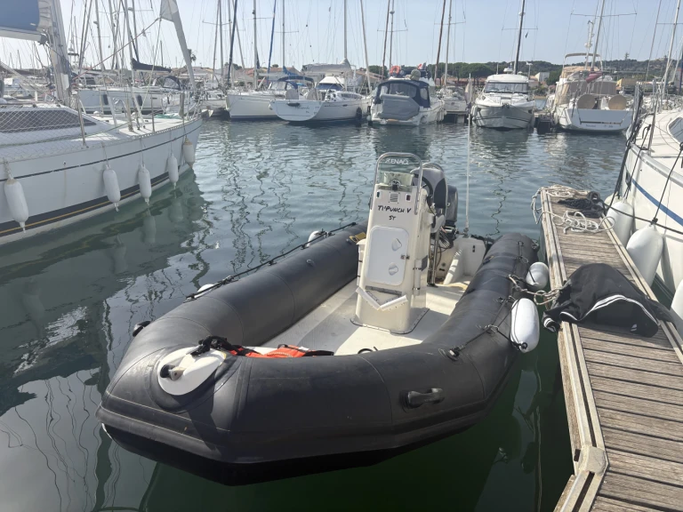 RIB hire in Le Cap d'Agde - Zodiac Pro 500