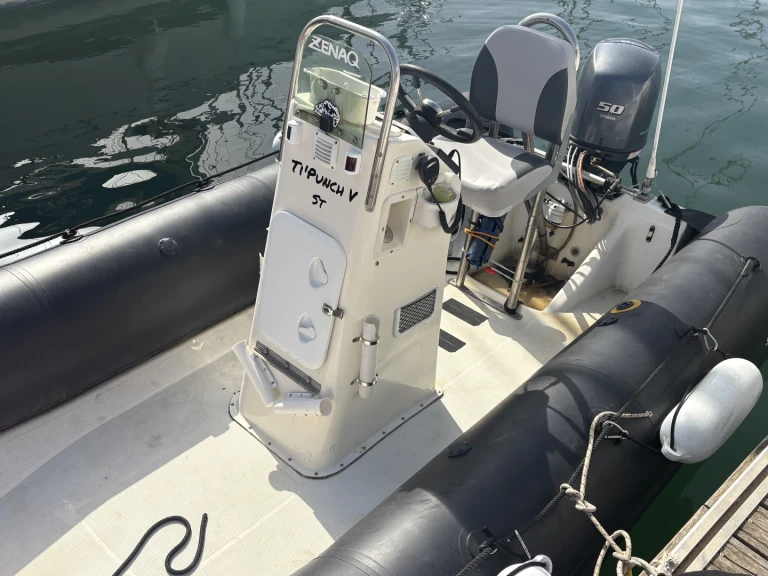 Hire RIB with or without skipper Zodiac Le Cap d'Agde