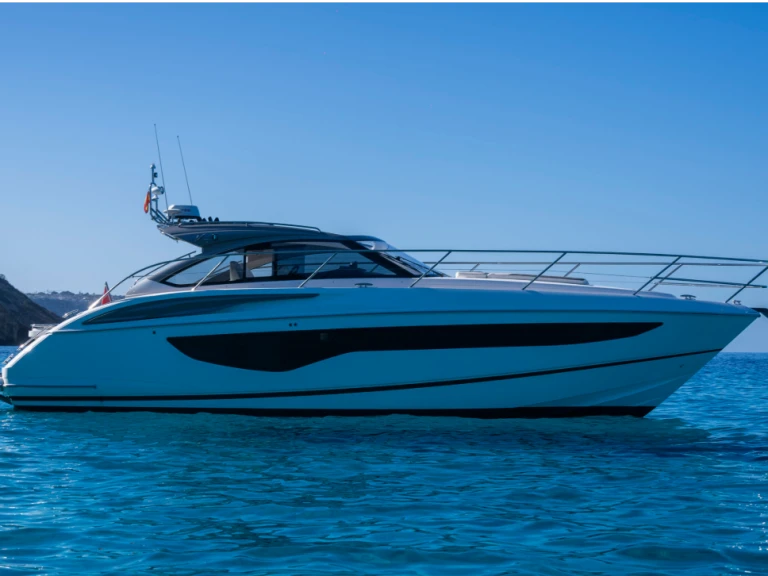 Motorboat to hire Il-Gżira at the best price