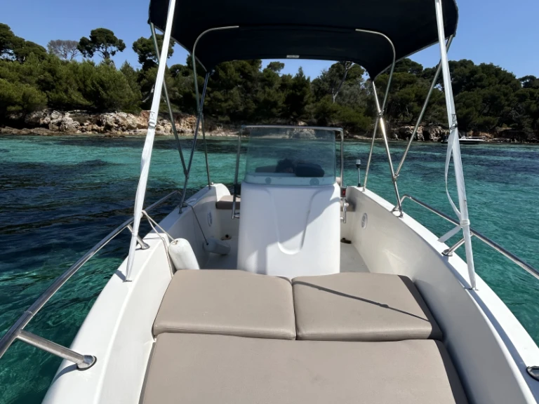 Hire a Aquamar Aquamar 17 Antibes