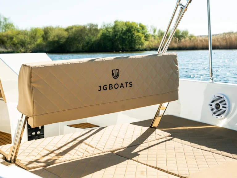 Charter a boats poland Dante V600 in La Savina on Samboat