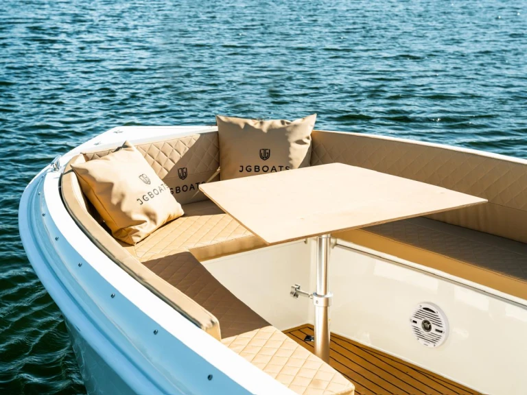 Hire Motorboat with or without skipper boats poland La Savina