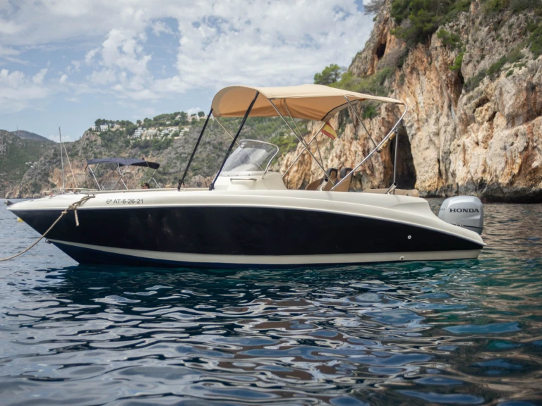 Hire a AQUA 620 Oliva