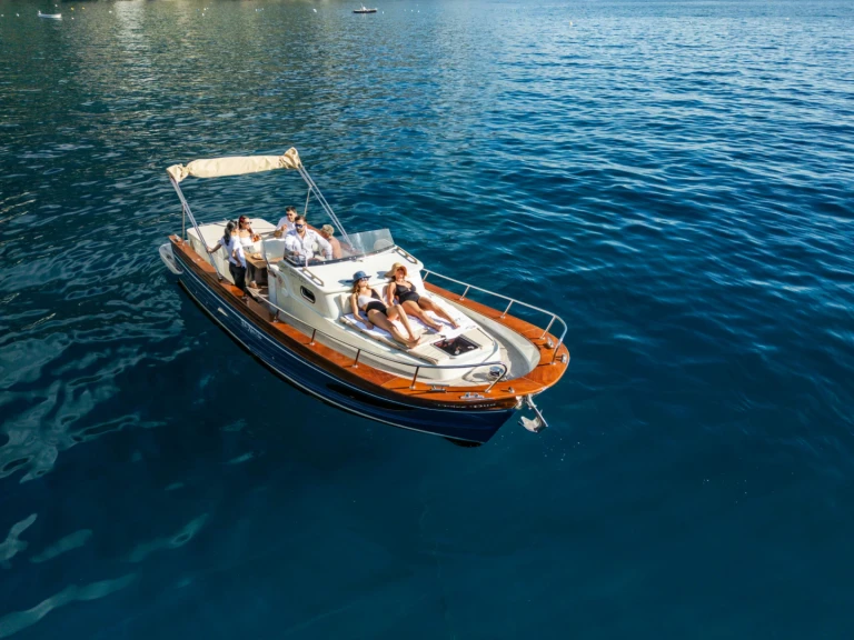 Yacht hire Salerno cheap Gozzo Campano Sport Cruiser