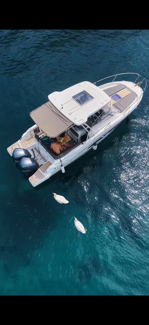 Motorboat to hire Mandelieu-la-Napoule at the best price