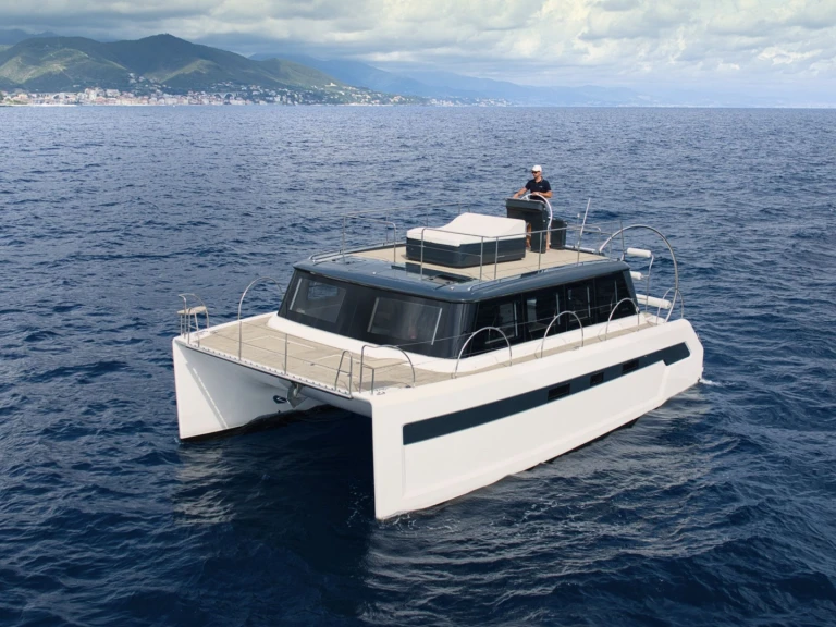 Hire a Biondi Yacht Calita Yacht Smart Lido di Jesolo