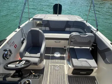 Yacht hire Brison-Saint-Innocent cheap VR5 OE