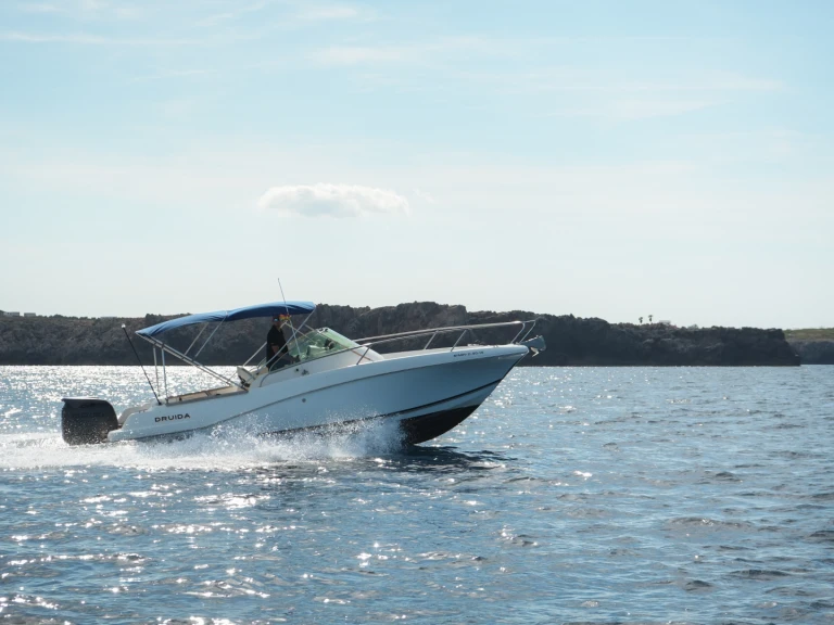 Motorboat hire in Port d'Addaia (City) - Jeanneau Cap Camarat 7.5 WA