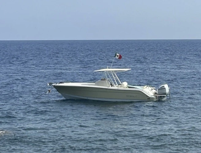 Robalo R30 charter bareboat or skippered in  Naples