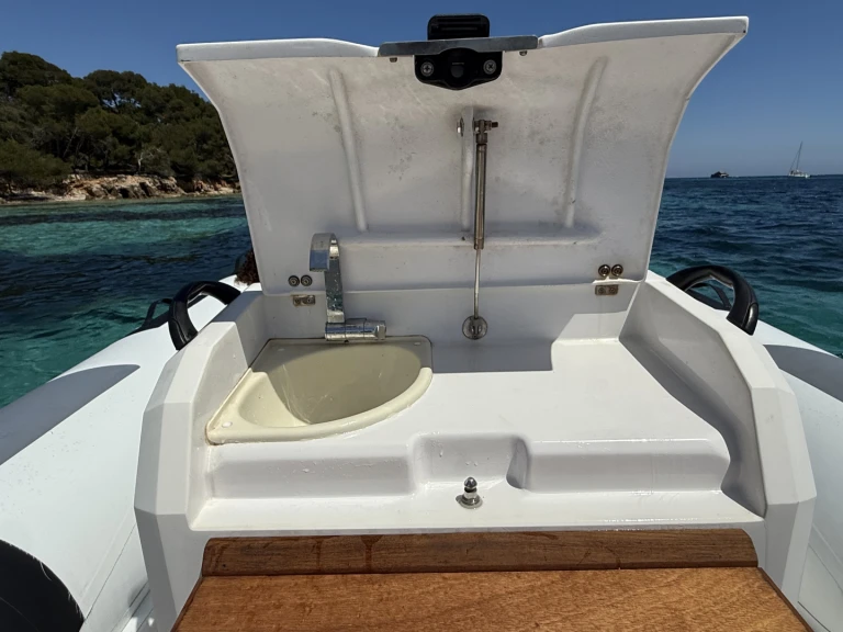 Hire RIB with or without skipper Ranieri Mandelieu-la-Napoule